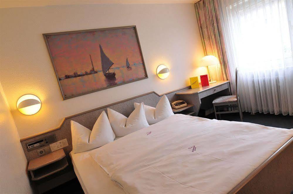 Ambassador Thecontinents Hotel Karlsruhe Exterior photo